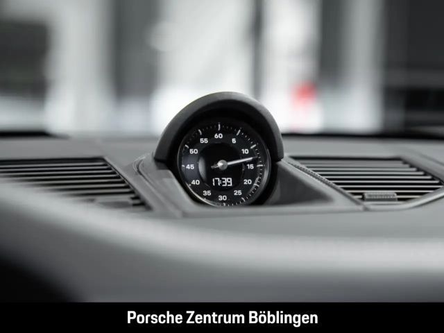 Porsche 992 Carrera Coupé GTS