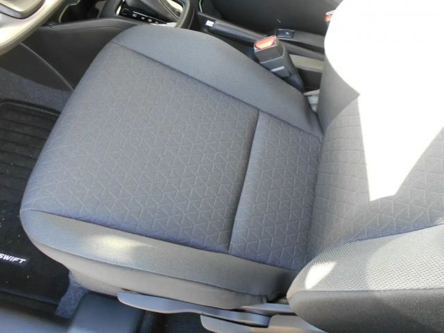 Suzuki Swift Comfort DualJet Hybrid