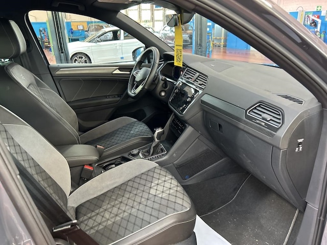 Volkswagen Tiguan 2.0 TSI DSG R-Line