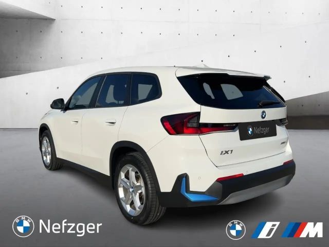 BMW iX1 xDrive30