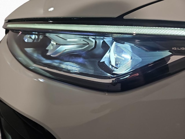 Volkswagen Passat DSG R-Line