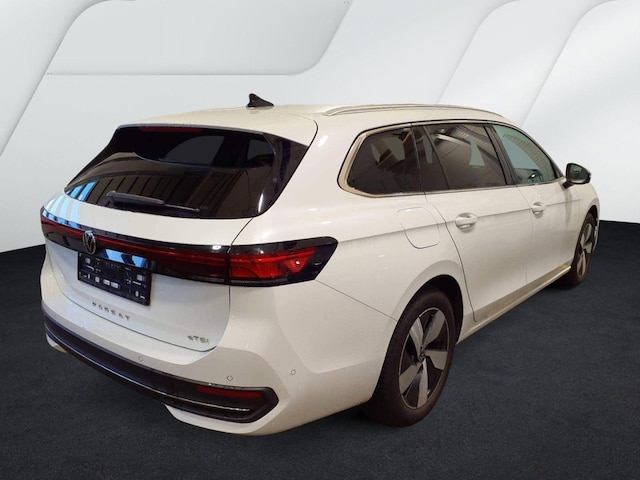 Volkswagen Passat 1.5 eTSI DSG IQ.Drive Variant