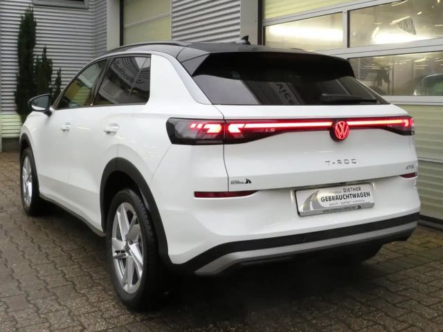 Volkswagen T-Roc 1.5 eTSI DSG Life