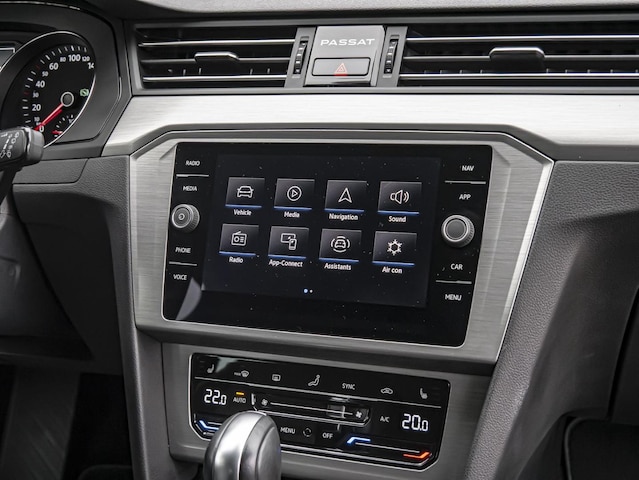 Volkswagen Passat 1.5 TSI DSG Variant