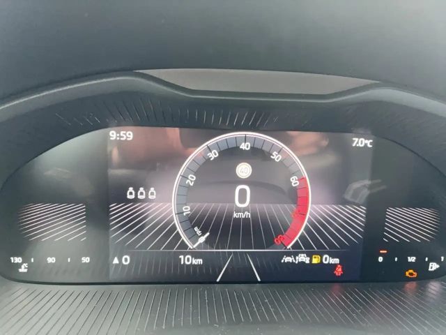 Skoda Kamiq Essence TSI