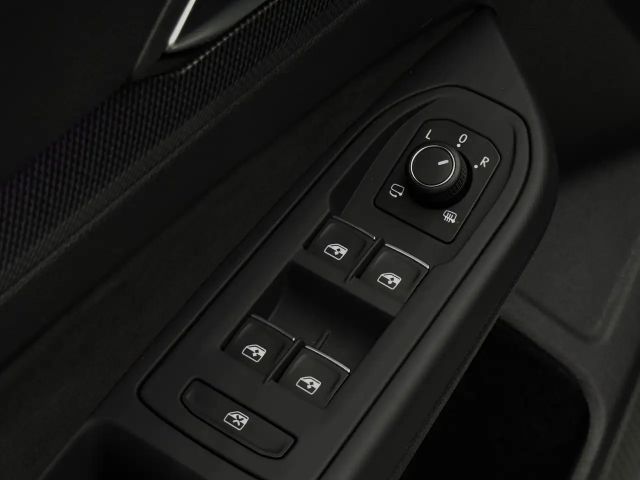 Volkswagen Golf 1.5 TSI R-Line