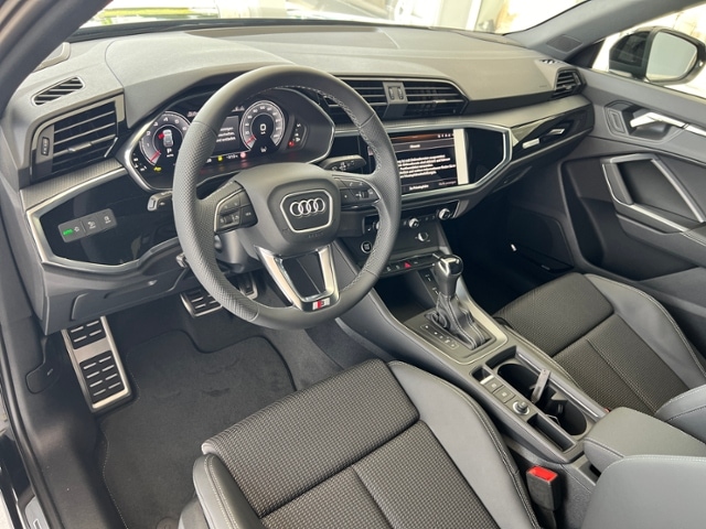 Audi Q3 35 TFSI S-Line S-Tronic