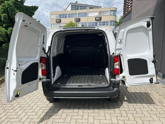 Opel Combo Combo Cargo - e Basis 50kwh e.Nutzlast nto. 19....