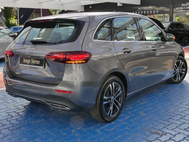 Mercedes-Benz B 200 Progressive