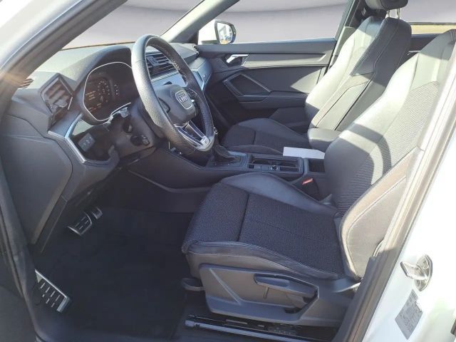 Audi Q3 35 TFSI S-Line