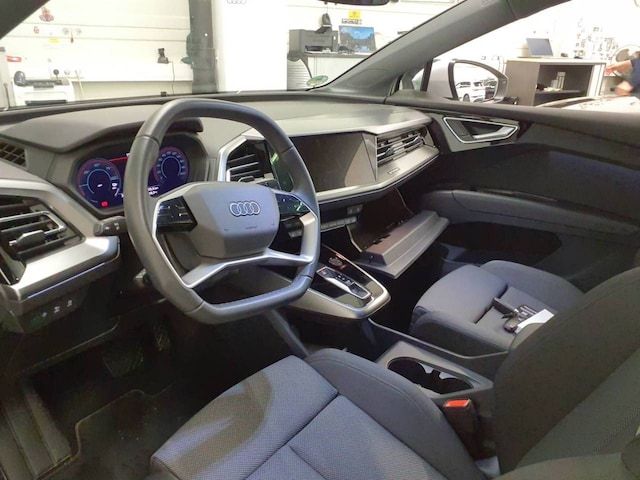 Audi Q4 e-tron SUV 45 e-tron Audi Q4 e-tron