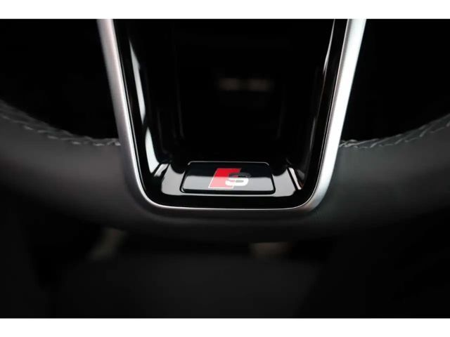 Audi S6 Avant Quattro