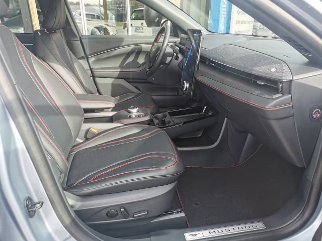 Ford Mustang Mach-E AWD Extended range