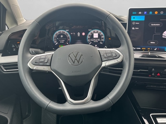 Volkswagen Golf 1.5 eTSI DSG Golf VIII