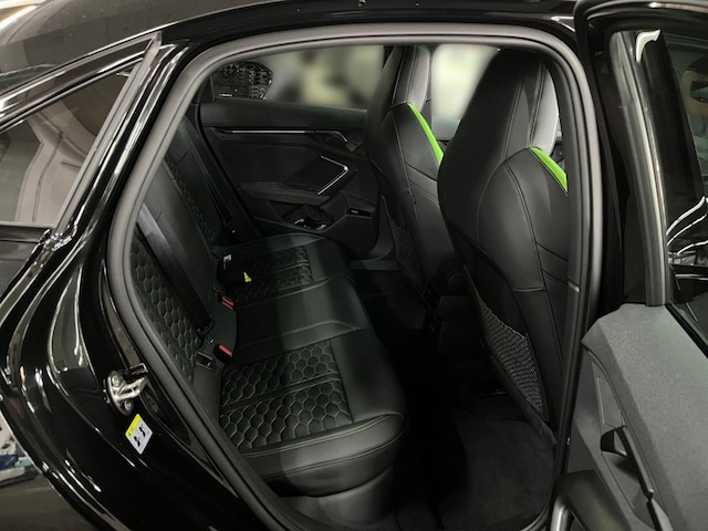 Audi RS3 Quattro S-Tronic Sedan