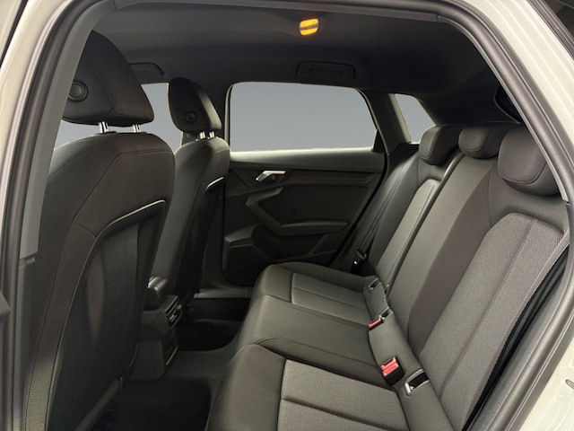 Audi A3 35 TFSI S-Line Sportback