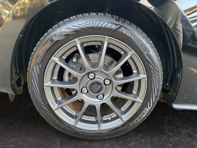 Mitsubishi Space Star Star