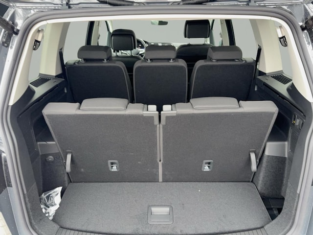 Volkswagen Touran 1.5 TSI DSG