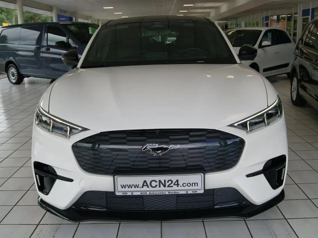 Ford Mustang Mach-E AWD GT