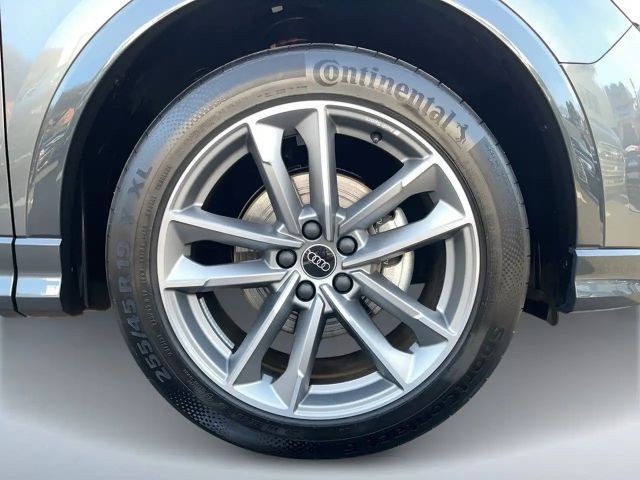 Audi Q3 35 TFSI S-Line