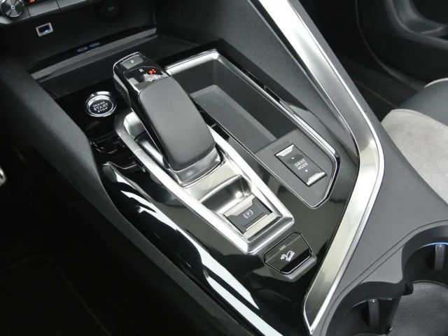 Peugeot 3008 EAT8 GT-Line Hybrid4