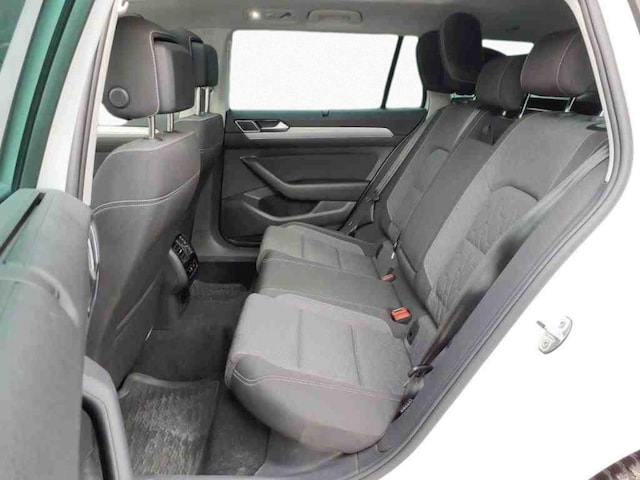 Volkswagen Passat 2.0 TDI Business DSG Variant