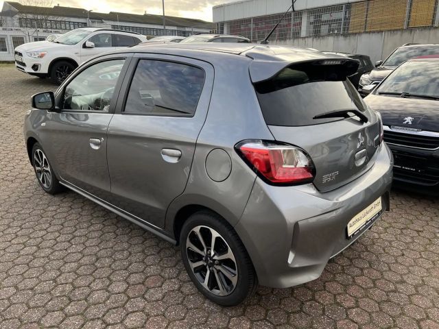 Mitsubishi Space Star Star