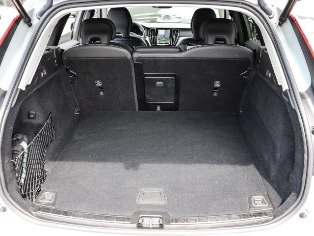 Volvo XC60 Dark Plus