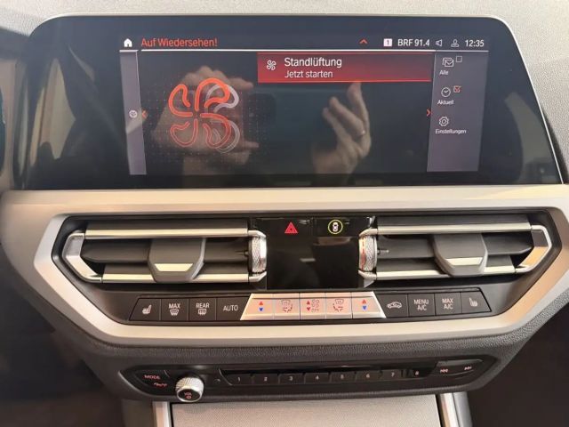 BMW 320 320i Touring