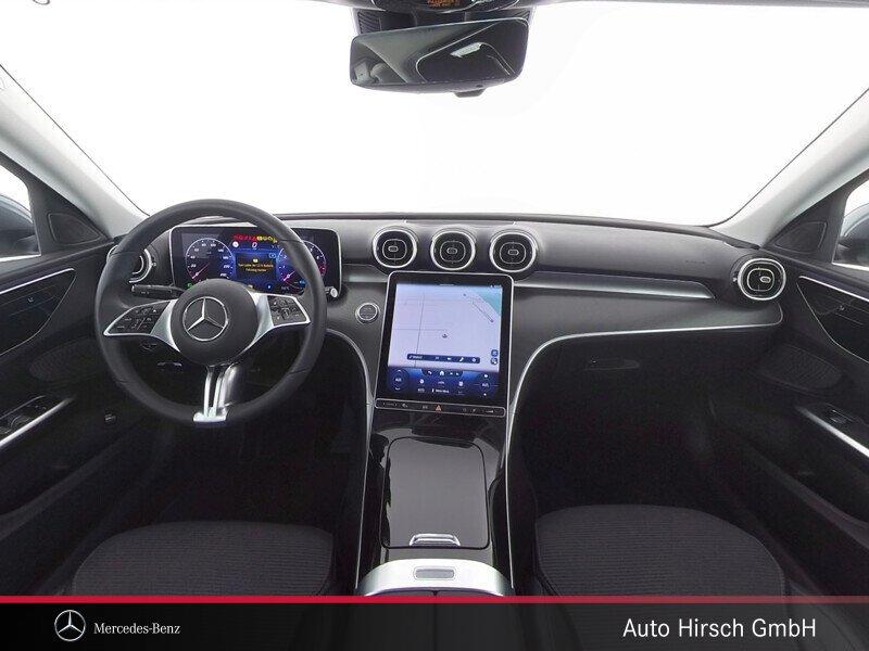 Mercedes-Benz C 180 AVANTGARDE Sedan