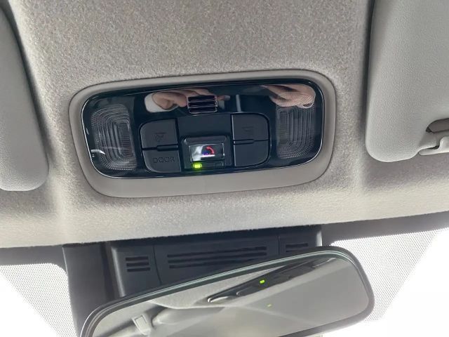 Mazda 2 Exclusive-line