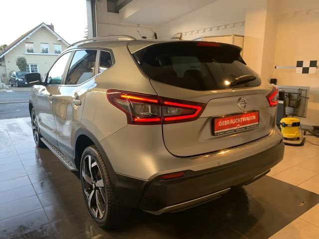 Nissan Qashqai Akari 1,3 Leder/Navi/SHZ/Pano/CarPlay