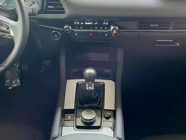 Mazda 3 2.5L Exclusive-line