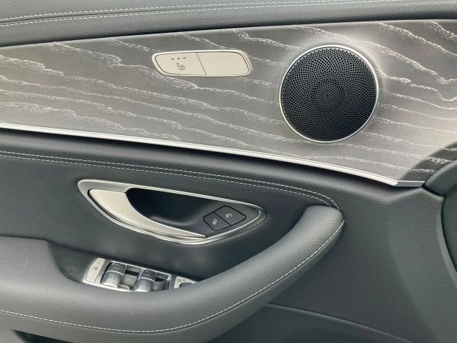 Mercedes-Benz E 220 AMG Line E 220 d Estate