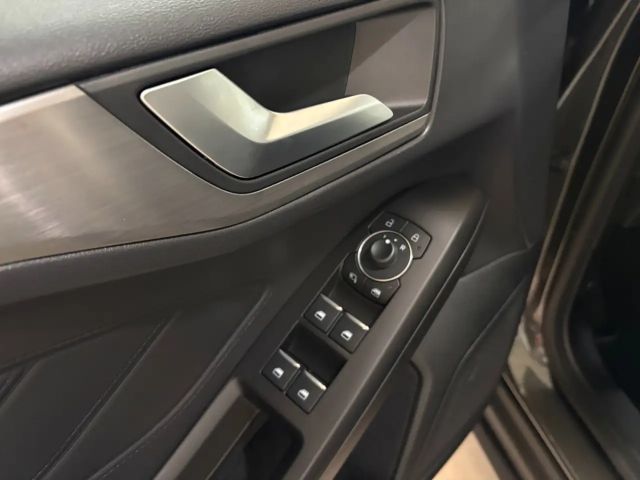 Ford Focus EcoBoost Titanium Wagon