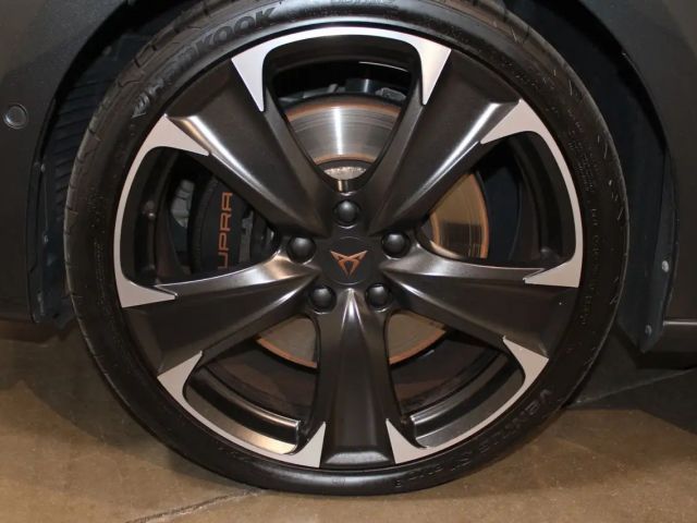 Cupra Leon 1.4 e-Hybrid VZ