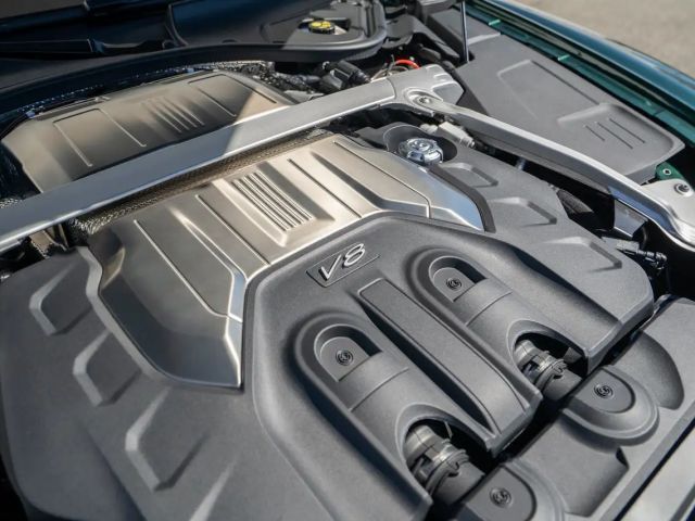 Bentley Flying Spur V8