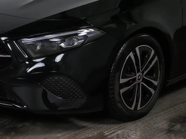 Mercedes-Benz A 200 Progressive