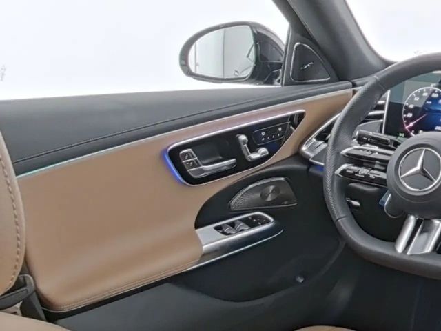 Mercedes-Benz E 200 AMG Line Sedan