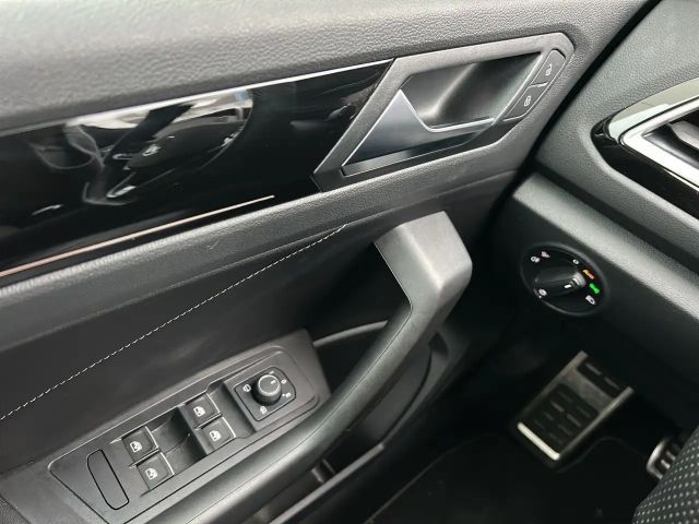 Volkswagen T-Roc 1.5 TSI Cabriolet R-Line