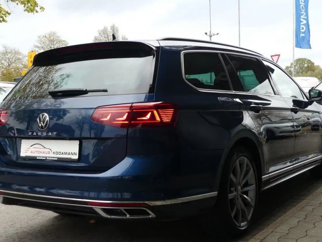 Volkswagen Passat 2.0 TSI R-Line Variant