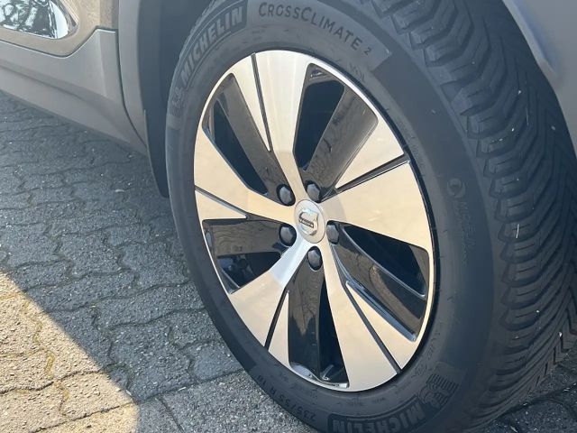 Volvo XC40 Core T5