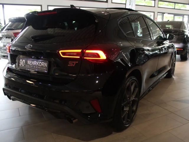 Ford Focus ST Line