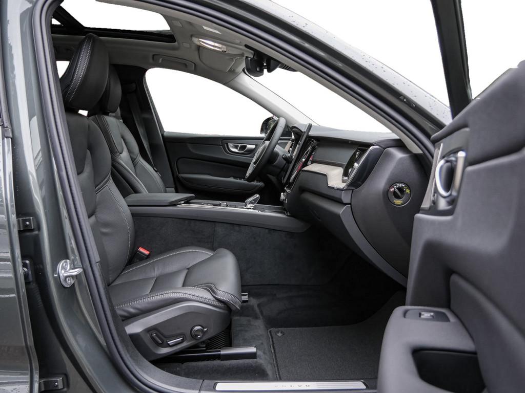 Volvo XC60 AWD Dark Ultra