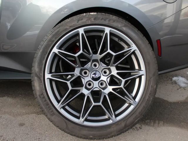 Ford Mustang Fastback GT 5.0 V8