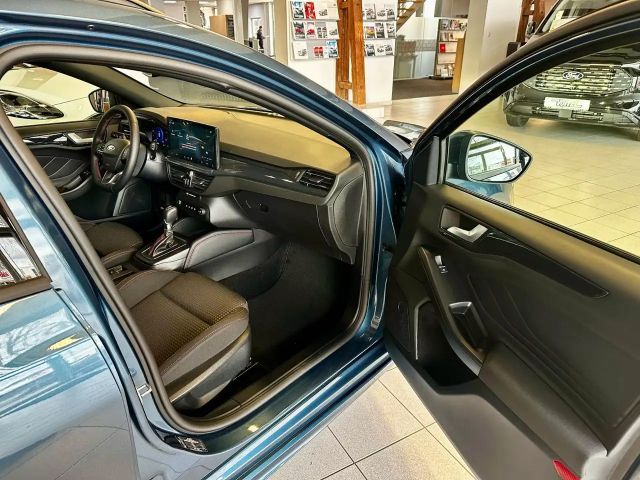 Ford Focus ST Line Wagon