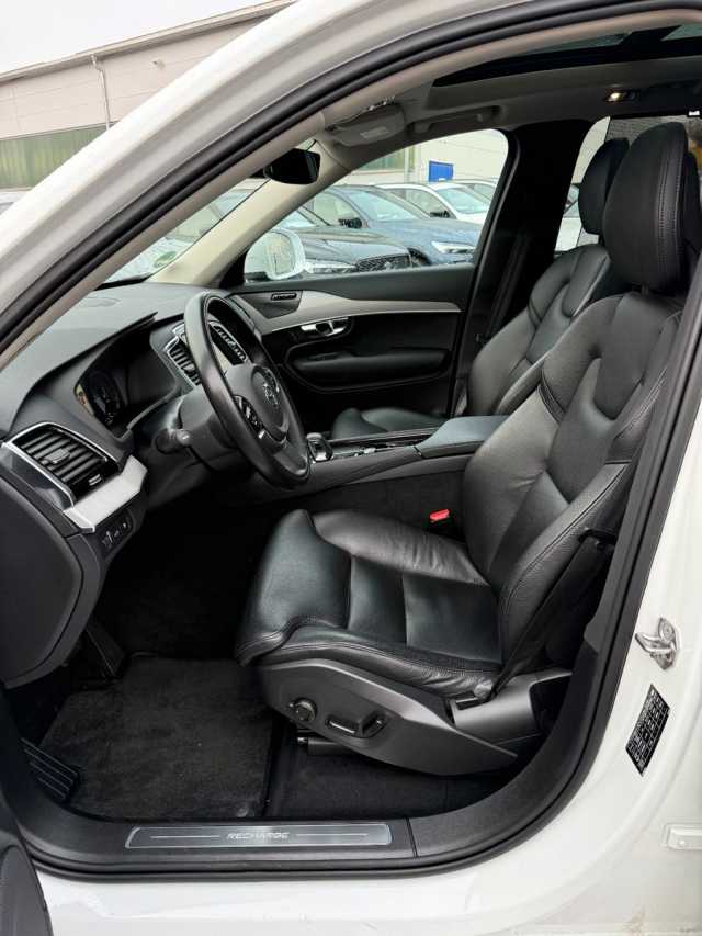Volvo XC90 AWD T8