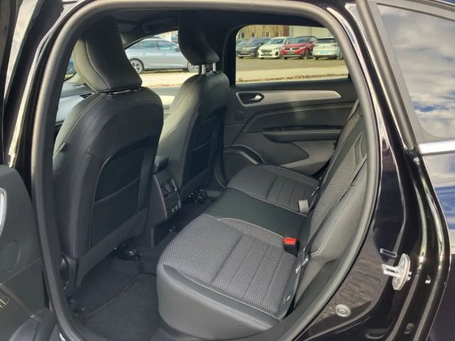 Renault Arkana Hybrid TCe 140 Techno