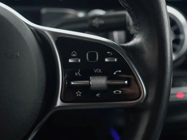 Mercedes-Benz EQB 250