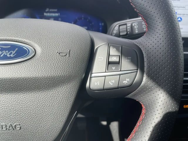 Ford Focus EcoBoost ST Line Wagon